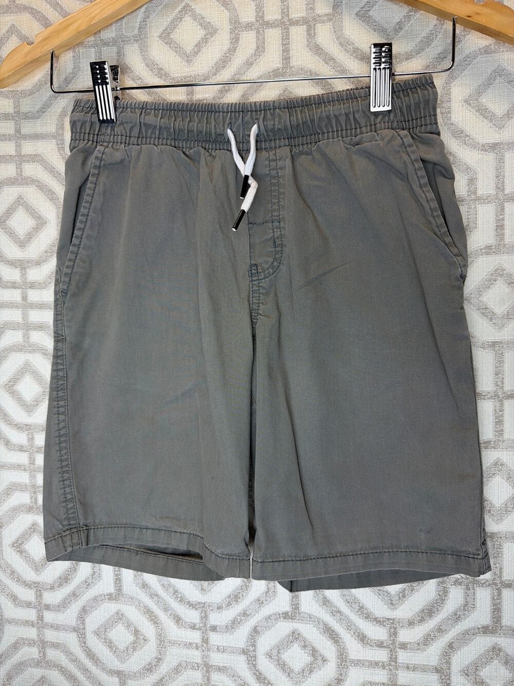 Cat & Jack Boys Gray  Chino Pull-On Drawstring Shorts - Size M (8/10)